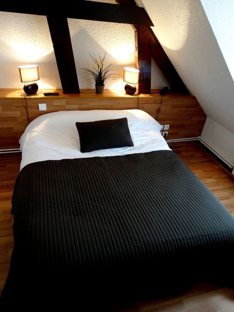 Hotel Le Relais De La Sans Fond Fénay Esterno foto